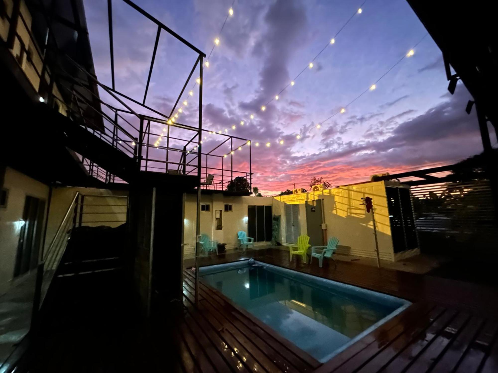 Emi'S Place Container Living Увита Экстерьер фото